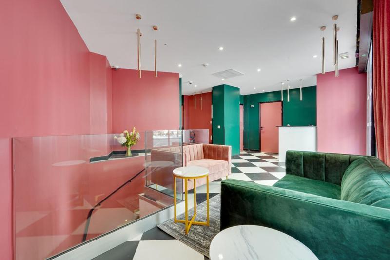 Hotel B Square Париж Екстериор снимка